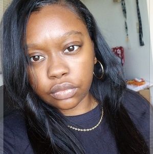 Meet your Posher, Chiree